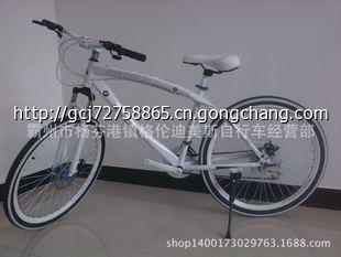 新款寶馬設(shè)計(jì)山地車(chē) 雙碟剎與喜馬諾變速系統(tǒng)的卓越性能解析